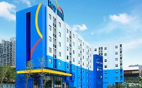 HOP INN Bangkok Onnut Station